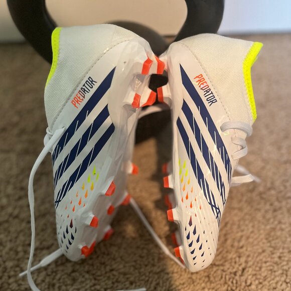 Adidas(GS) Predator Edge.3 MG 'White'Kid's Soccer Cleats - Picture 7 of 10
